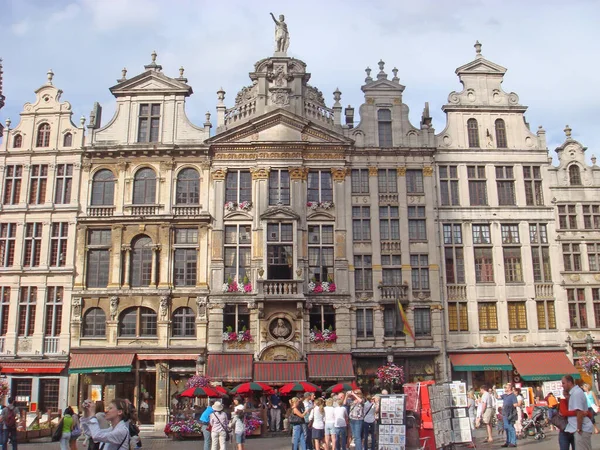 Bélgica, Bruselas - 12 de agosto de 2008: Los mejores lugares a pie — Foto de Stock