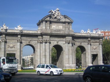 Madrid, İspanya - 12 Ağustos 2007: Merkezin üst kısmının klasik görünümü 