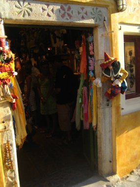 Santorini, Yunanistan, 22 Ağustos 2007 Yaya olarak adayı keşfediyor