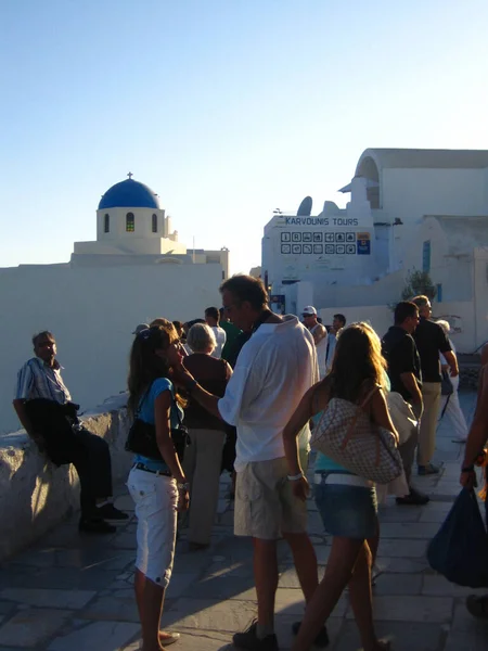 2007年8月22日 星期一 在希腊圣托里尼探索该岛的徒步复古背景即时打印 — 图库照片