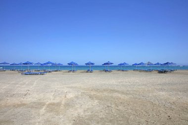 Frangokastello plaj çimento adası yaz 2020 covid-19 sezon arka plan yüksek kaliteli modern baskılar