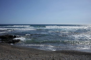 Creta Adası 'ndaki Beach Frangokastello Modern yaz arka plan covid-19 sezon baskısı