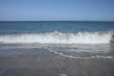 Frangokastello Sahili Creta Adası 'nda tatil. Yunan covid-19 sezonunun arka planı. Modern yüksek kaliteli baskı.