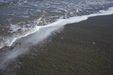 Frangokastello Sahili Creta Adası 'nda tatil. Yunan covid-19 sezonunun arka planı. Modern yüksek kaliteli baskı.