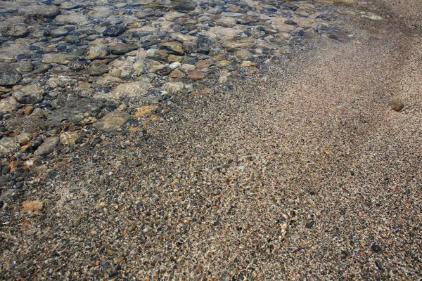Kerdadasosビーチコンクリートプライベートブルーラグーンパラダイス赤砂海岸夏2020 Covid 19休日現代的な高品質のプリント — ストック写真