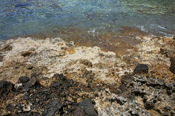 Kerdodasos Plaża Beton Prywatny Niebieski Laguny Raj Czerwony Piasek Wybrzeże — Zdjęcie stockowe