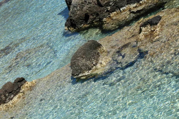 Удивительные Голубые Лагуны Кедродасос Пляж Creta Острова Красный Песок Стоит — стоковое фото