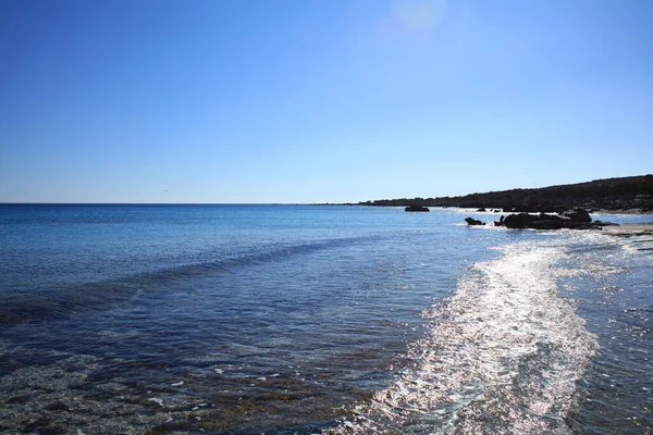 Laguna Azul Kedrodasos Playa Creta Isla Rocosa Costo Aguas Cristalinas —  Fotos de Stock