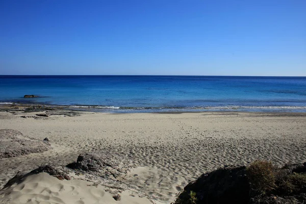 Laguna Azul Kedrodasos Playa Creta Isla Rocosa Costo Aguas Cristalinas — Foto de Stock