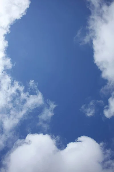 Céu Verão Com Nuvens Fundo Moderno Alta Qualidade Impressões Cinquenta — Fotografia de Stock