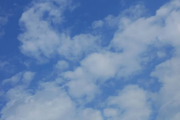 Céu Verão Com Nuvens Fundo Moderno Alta Qualidade Impressões Cinquenta — Fotografia de Stock