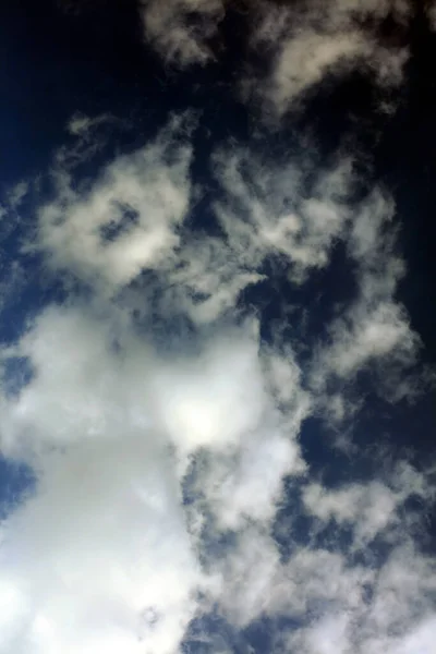 Céu Verão Com Nuvens Fundo Moderno Alta Qualidade Impressões Cinquenta — Fotografia de Stock