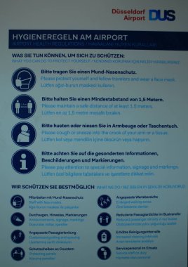 Düsseldorf, Almanya 11. Cuma 2020 uluslararası havaalanı Corona virüsü covid-19 kez yüksek kaliteli baskı ile seyahat