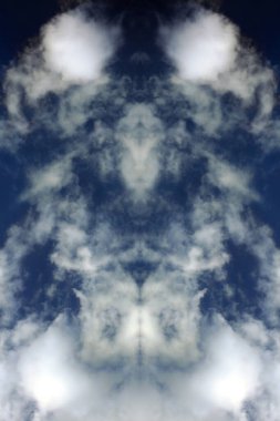 Bulutlu, hayal gördüren mavi gökyüzü. Arka planda modern, yüksek kalite baskılar. 50 megapiksel.