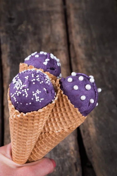 Palette Gelato Mirtillo Cono Dolce Sundae Concetto Estivo — Foto Stock