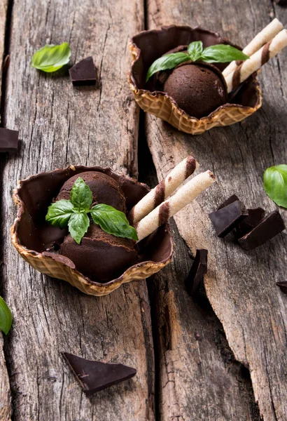 Palas Helado Cono Dulce Sobre Madera Tbale Sundae Chocolate —  Fotos de Stock