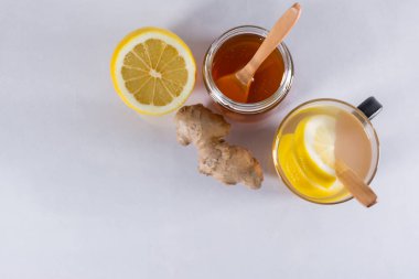 Zencefil bal ve limon infüzyon