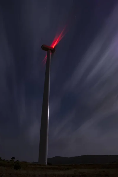 Windmühle bei Nacht — Stockfoto