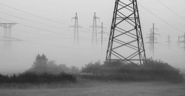 Transmission Towers Fog High Voltage Power Line Silhouette — Stock Photo, Image