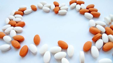 Eczane Tema, sağlık, tedavi ilaç ve ilaç için ilaç reçete. İlaç Tıp hap, Tablet ve kapsüller beyaz arka plan üzerinde
