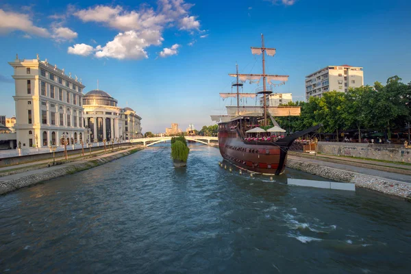 Solnedgang Floden Vardar Skopje Republikken Makedonien - Stock-foto