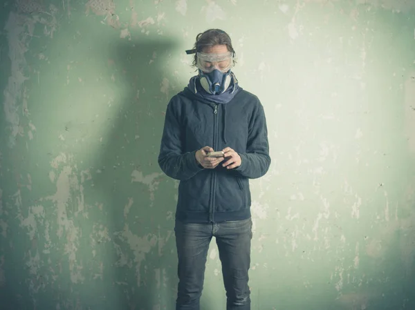 Young Woman Wearing Dust Mask Protective Goggles Standing Derelict Room — Stock Photo, Image