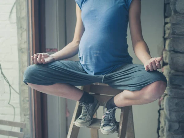 Pregnant Woman Sitting Step Ladder Meditating — Stock Photo, Image