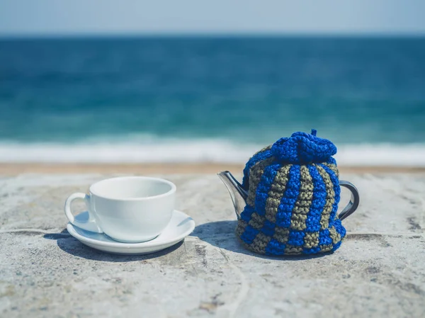 Pot Tea Cup Sun Sea — Stock Photo, Image