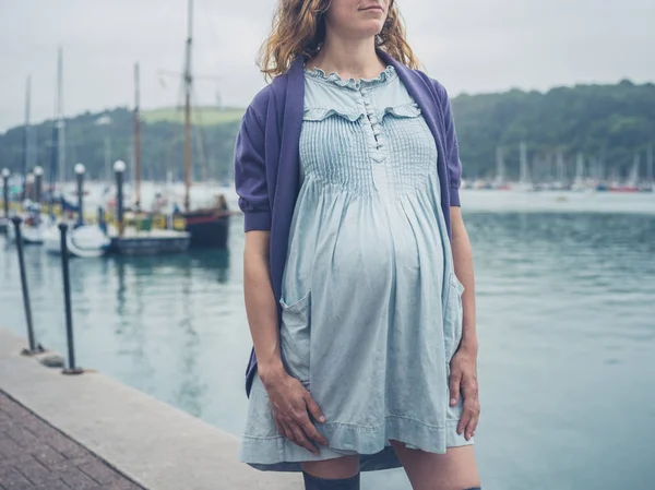 Young Pregnant Woman Standing River Small Seaside Town — Stock Photo, Image