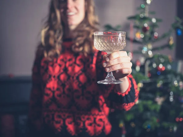 Happy Young Woman Standing Christmas Tree Drink Her Hand — Stock Photo, Image