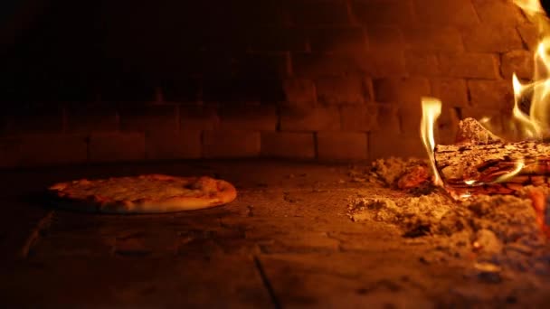 Pizza Cuptor — Videoclip de stoc