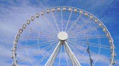 4 k'dan fazla iplik bir dönme dolap Close-Up