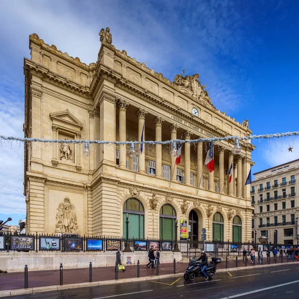 Marseille, Fransa - 03 Kasım 2018 - Marsilya ticaret, hisse senedi alışverişi bina — Stok fotoğraf