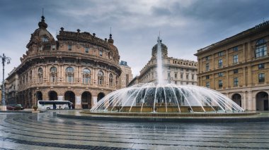 Piazza de Ferrari - Cenova, İtalya, kalbinde şehir ana Meydanı Çeşmesi