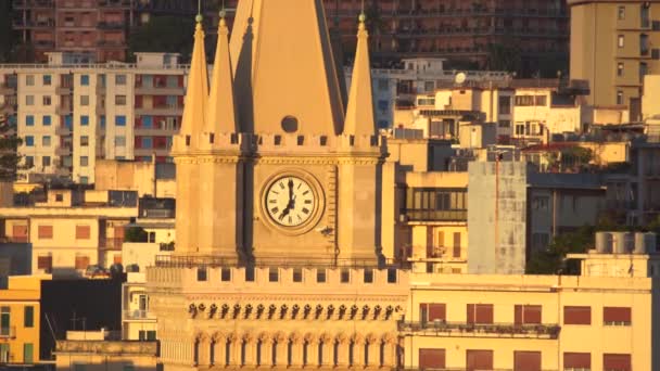 Messina, Italien-november 06, 2018-panoramautsikt över staden och Duomo di Messina eller Messina Cathedral i Sicilien i 4K — Stockvideo