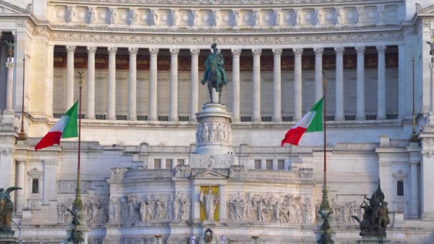Piazza Venezia v Římě s oltářem vlasti ve 4k — Stock video