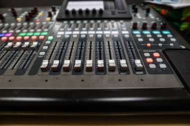 portre profesyonel ses karıştırıcı