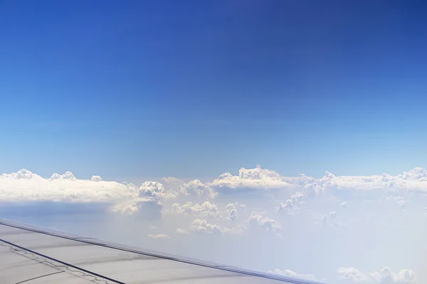 Céu Azul Asa Avião — Fotografia de Stock