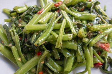 Kızarmış Bataklık Lahanası, tuzlu soya fasulyesi, Tayland yemeği..