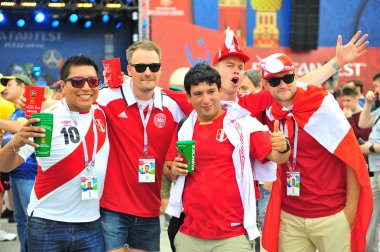 Moscow, Rusya Federasyonu - 21 Haziran: Hayranları Danimarka ve Peru, Moskova, Rusya üzerinde 21 Haziran 2018.