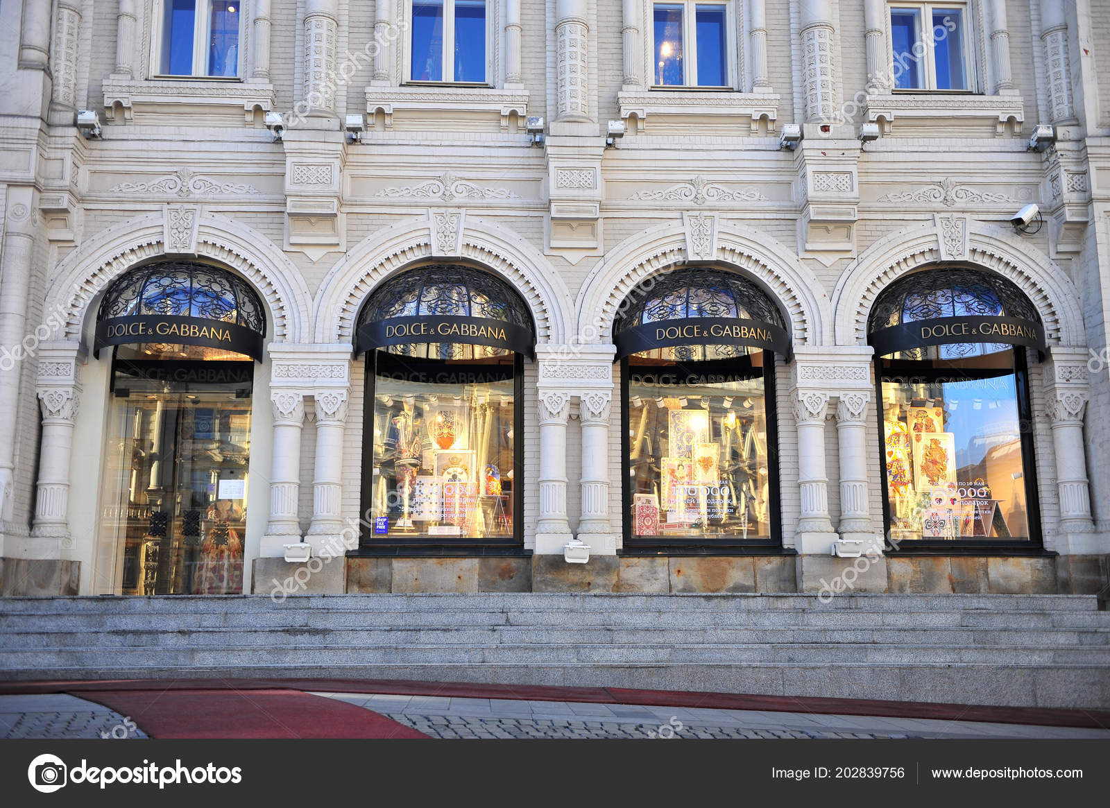 Moscow Russia May Facade Dolce Gabbana Flagship Store Moscow May – Stock  Editorial Photo © Krasnevsky #202839756