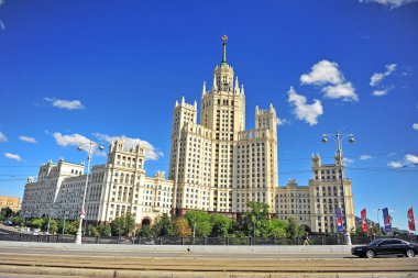 Moskova, Rusya - Temmuz 02: Stalin İmparatorluğu mimari tarzı, Moskova, Rusya tarihinde 2 Temmuz 2018 binada görünümünü.
