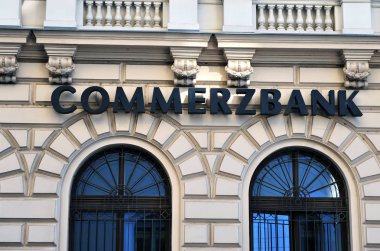 Budapeşte, Macaristan - 21 Eylül: Commerzbank office Budapeşte üzerinde 21 Eylül 2018 sokak.