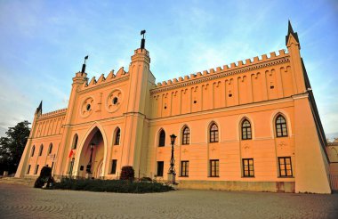 Gün batımı, şehir Polonya Lublin kalesinde