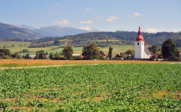 Bela Igreja Nas Montanhas Tatras Liptov Eslováquia — Fotografia de Stock