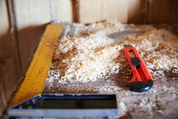 Utensili per la lavorazione del legno in falegnameria — Foto Stock
