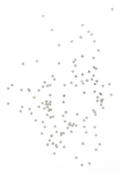 Серебряные звёзды на белом фоне
