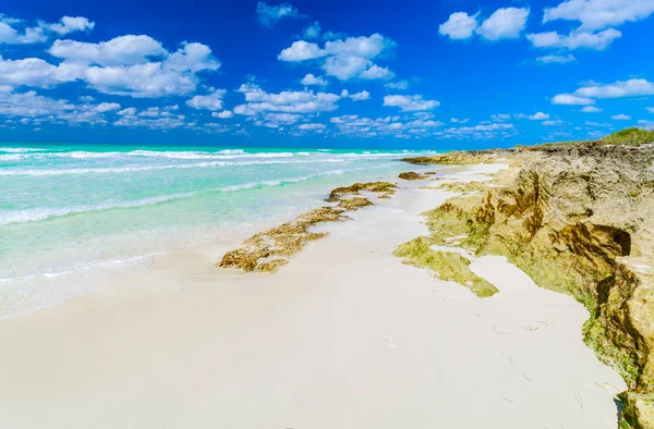 Widok Przepiękny Krajobraz Naturalny Santa Maria Kubański Wyspa Tropikalnej Plaży — Zdjęcie stockowe