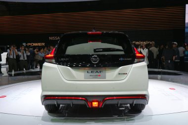 2017 Kasım 03. Tokyo Japonya. arka yeni Nissan Yaprak nısmo konsept otomobil Tokyo Otomobil Fuarı'nda.