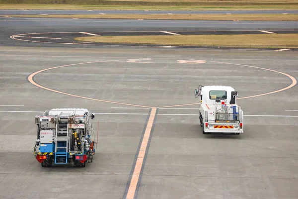 2018 Dezembro Aeroporto Narita Japão Carro Apoio Airplne Correndo Para — Fotografia de Stock